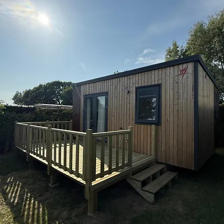 Rapidhome אתר קמפינג